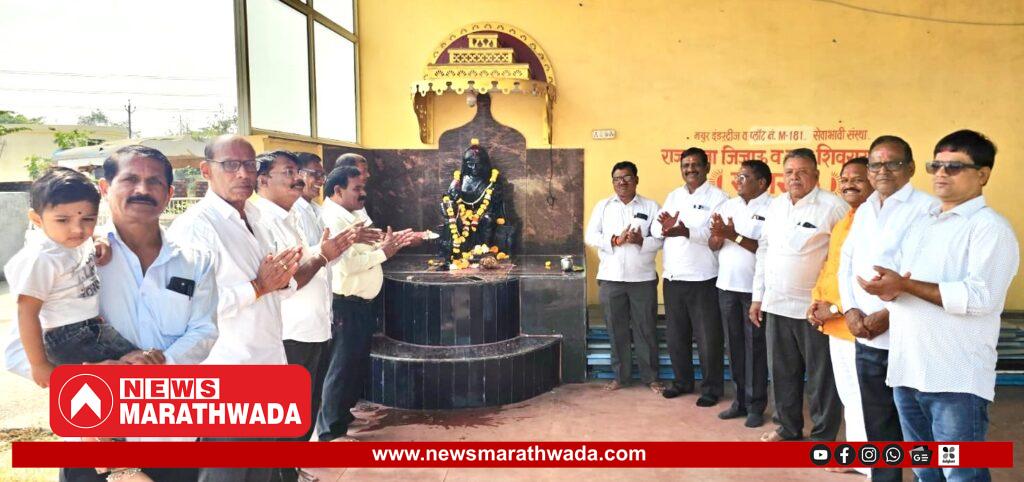 4cf17756-97f4-439e-97de-b2789480b530